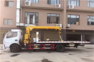 延平附近汽车轮胎更换